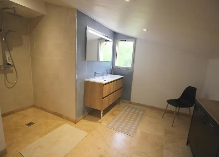 بيت للعطل De L'enclos Lavardens